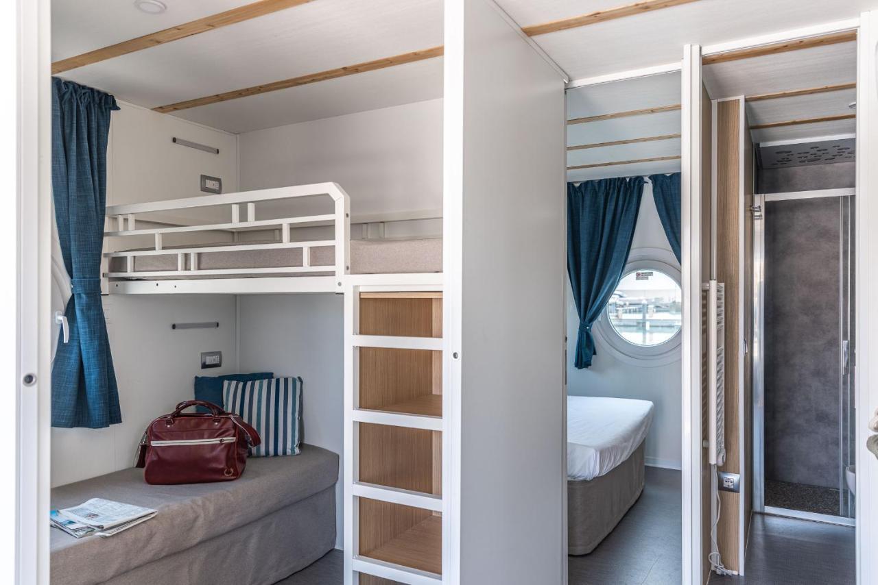Marina Del Gargano Houseboat Hotel Manfredonia Luaran gambar