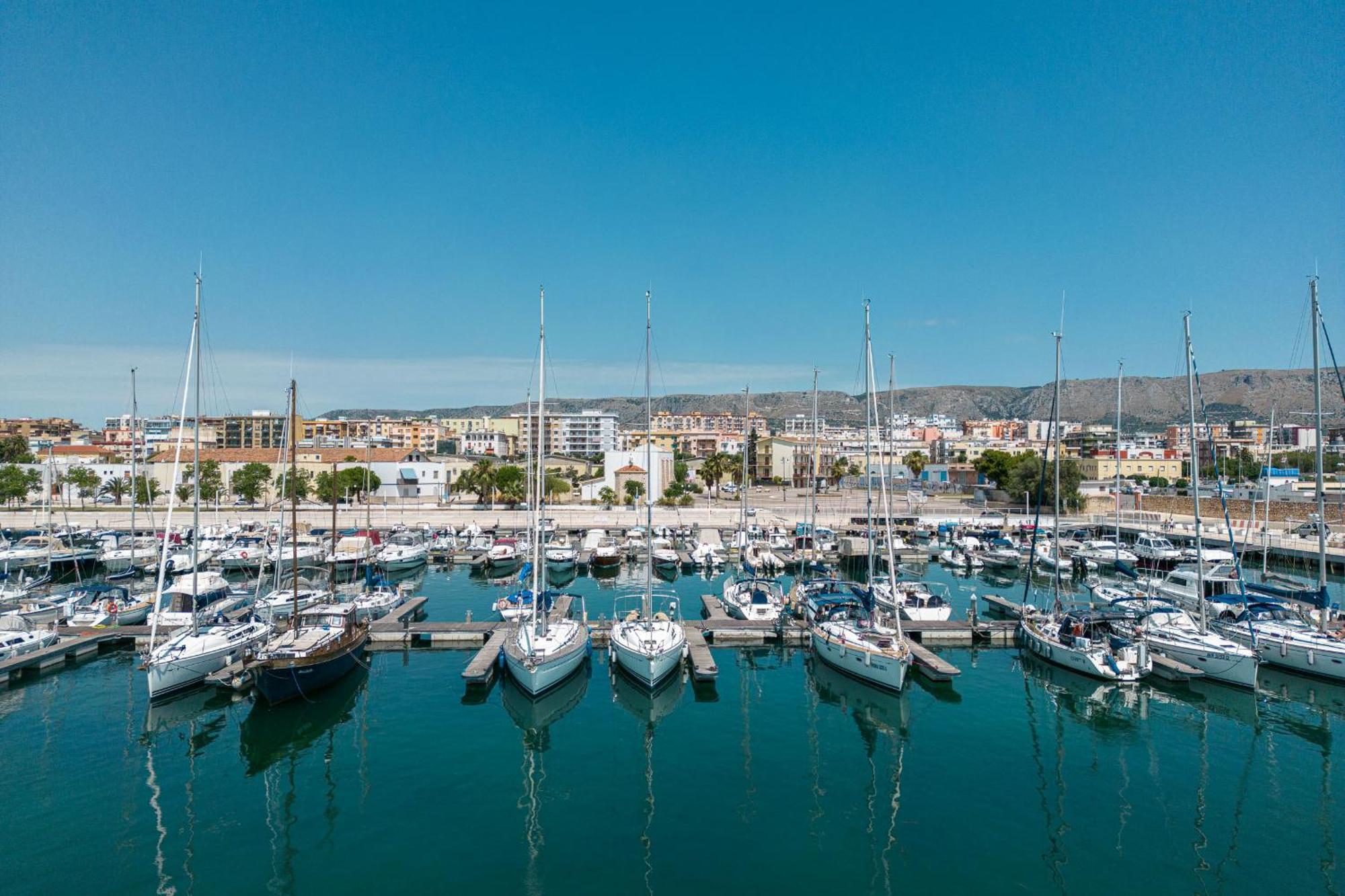Marina Del Gargano Houseboat Hotel Manfredonia Luaran gambar