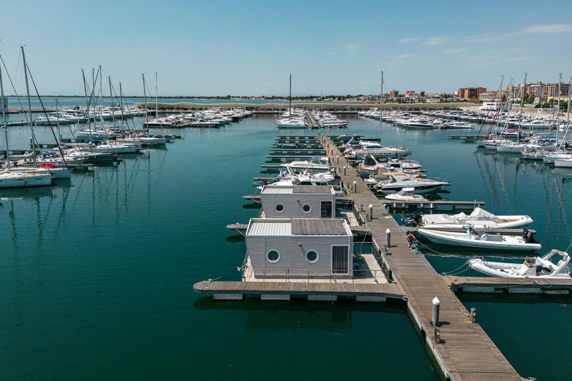 Marina Del Gargano Houseboat Hotel Manfredonia Luaran gambar